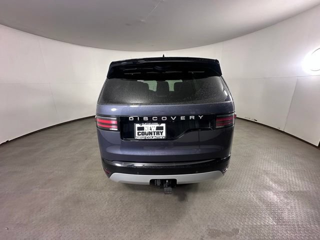 Used 2024 Land Rover Discovery Metropolitan Edition AWD/4WD image 4