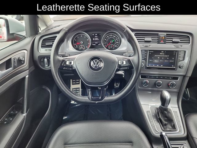 Used 2017 Volkswagen Golf Alltrack S image 22