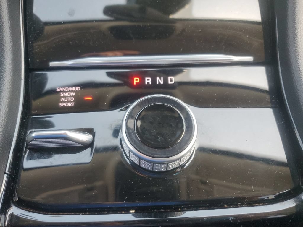 Used 2023 Jeep Grand Cherokee Limited AWD/4WD image 28