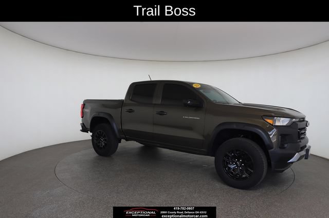 Used 2024 Chevrolet Colorado Trail Boss w/ Technology Package AWD/4WD image 26