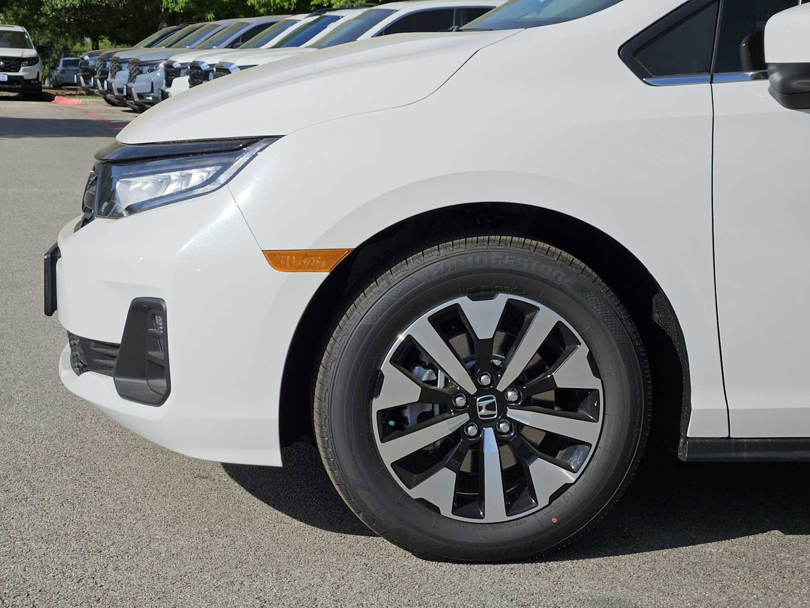 New 2026 Honda Odyssey EX-L image 8