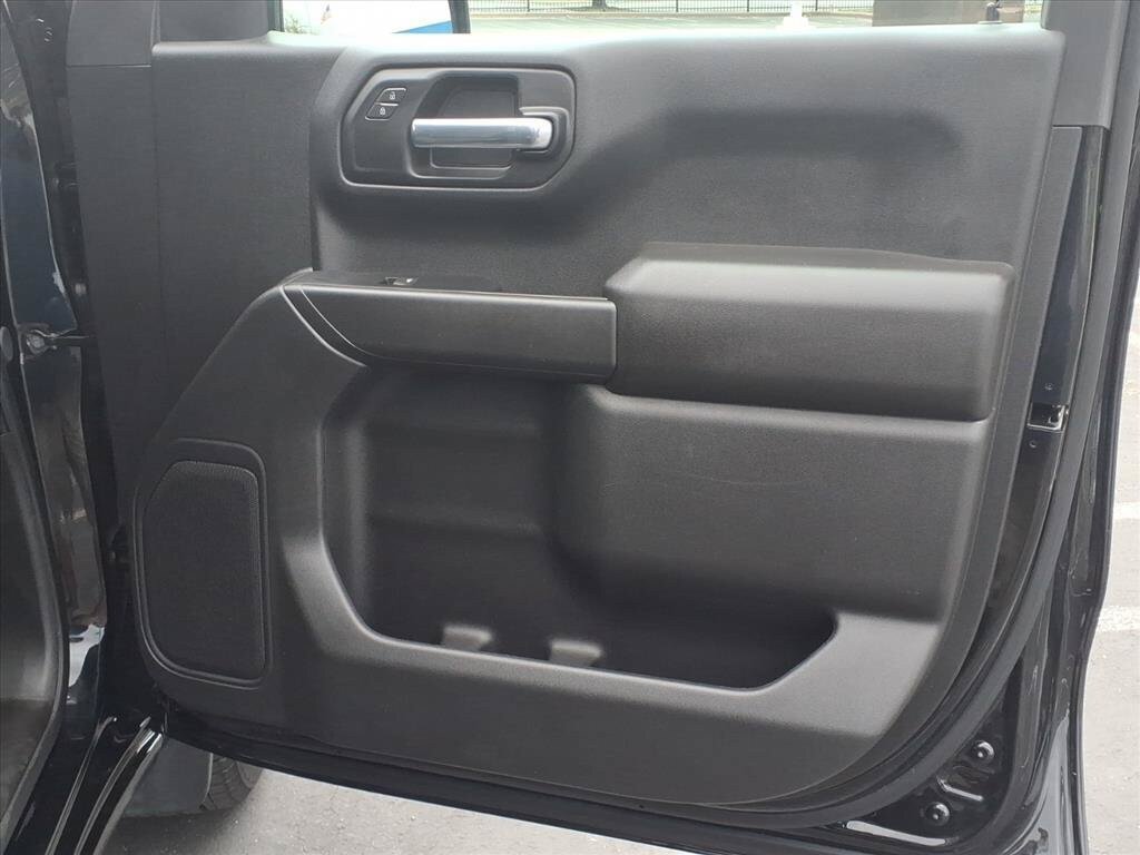 Used 2025 Chevrolet Silverado 1500 Custom RWD image 20