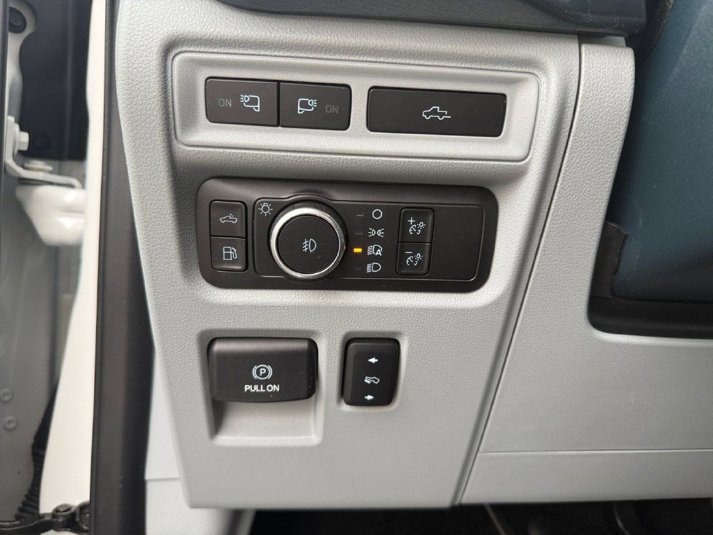 Used 2022 Ford F150 Limited AWD/4WD image 25