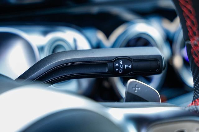 Used 2023 Mercedes-Benz GLB 250 4MATIC image 20