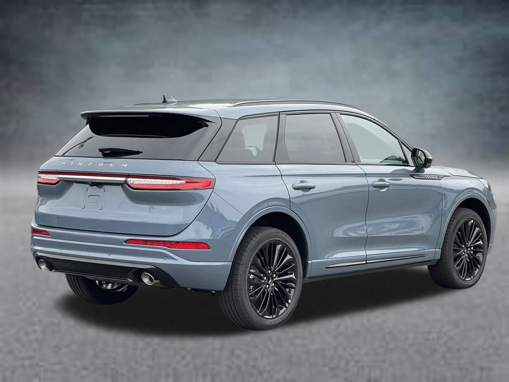 New 2026 Lincoln Corsair Premiere image 3