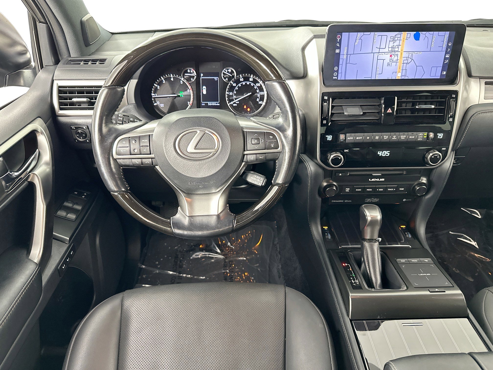 Used 2022 Lexus GX 460 Premium w/ Accessory Package AWD/4WD image 23