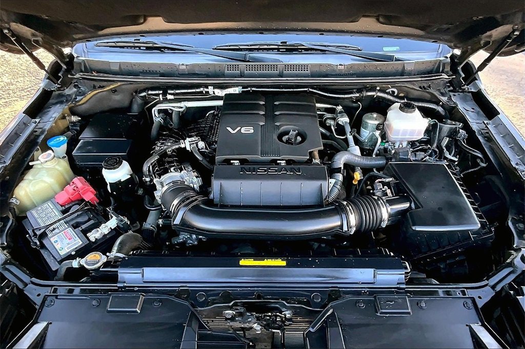 Used 2022 Nissan Frontier SV image 32