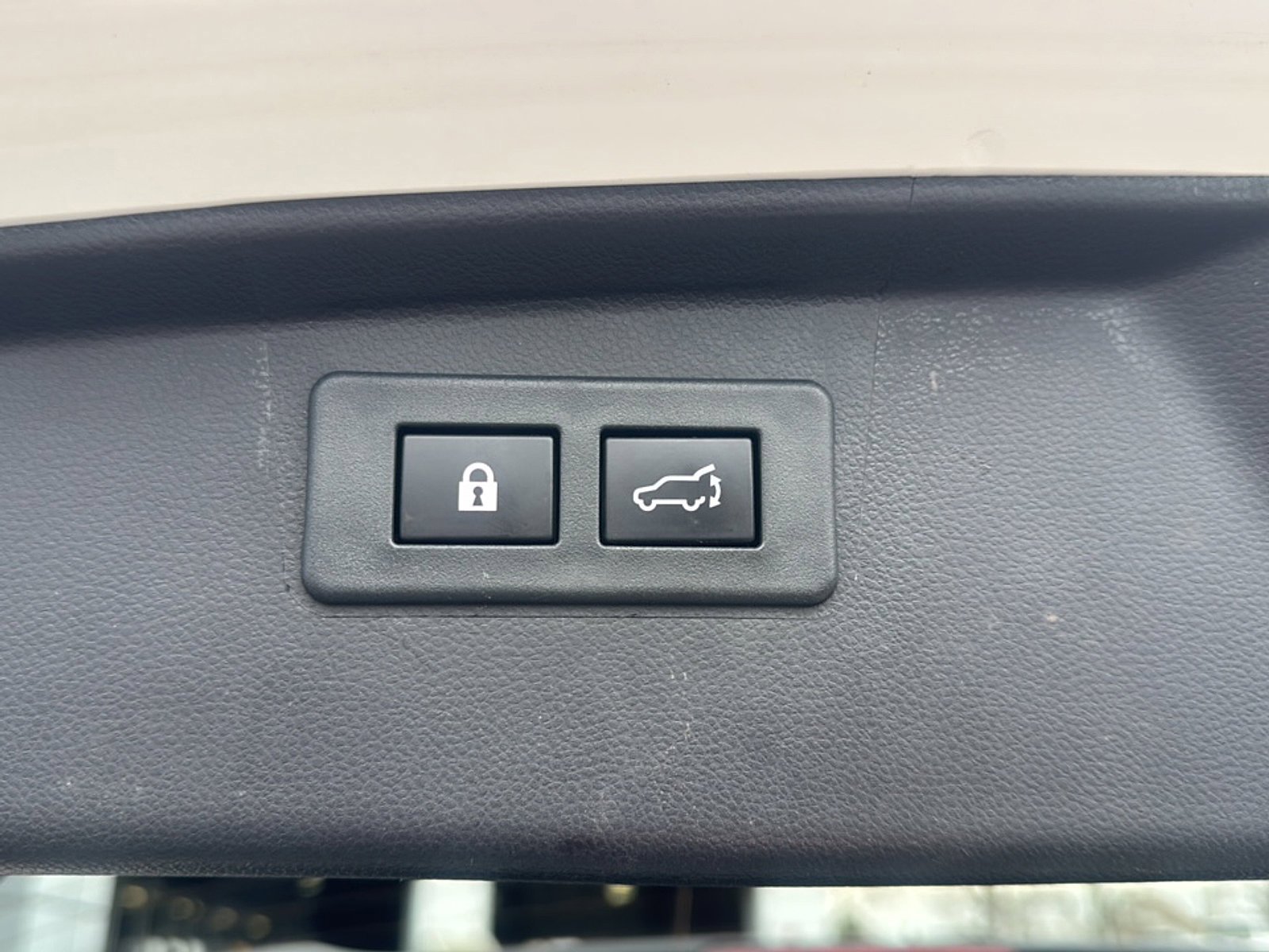 Certified 2024 Subaru Outback Premium AWD/4WD image 24