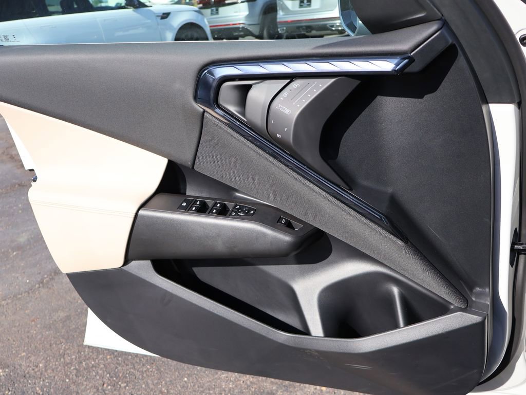 New 2025 BMW X3 xDrive30i w/ Convenience Package image 37