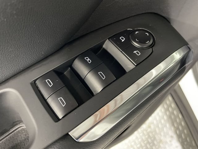 Certified 2025 Chevrolet Traverse LT AWD/4WD image 13