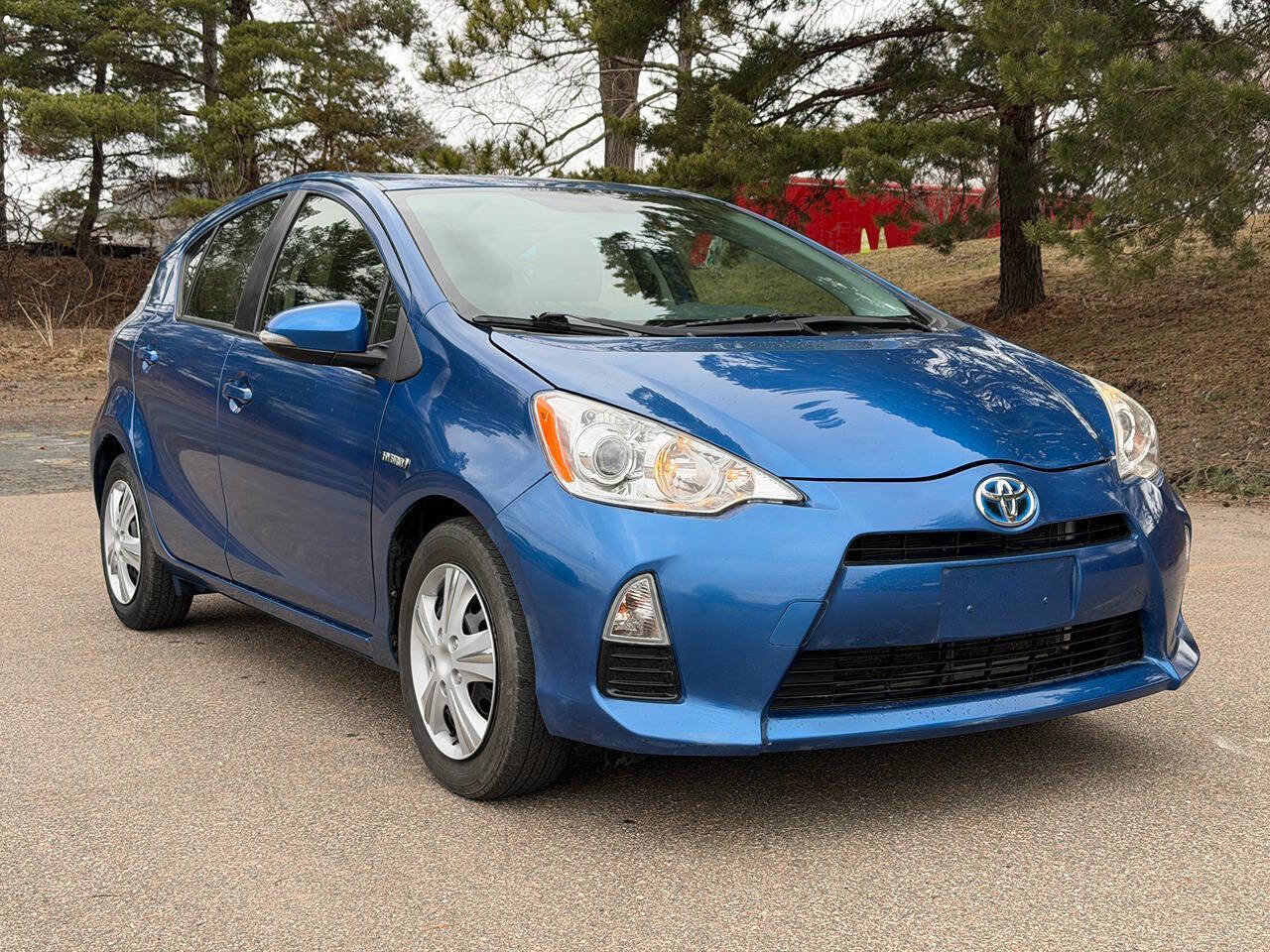 Used 2013 Toyota Prius C Two image 1