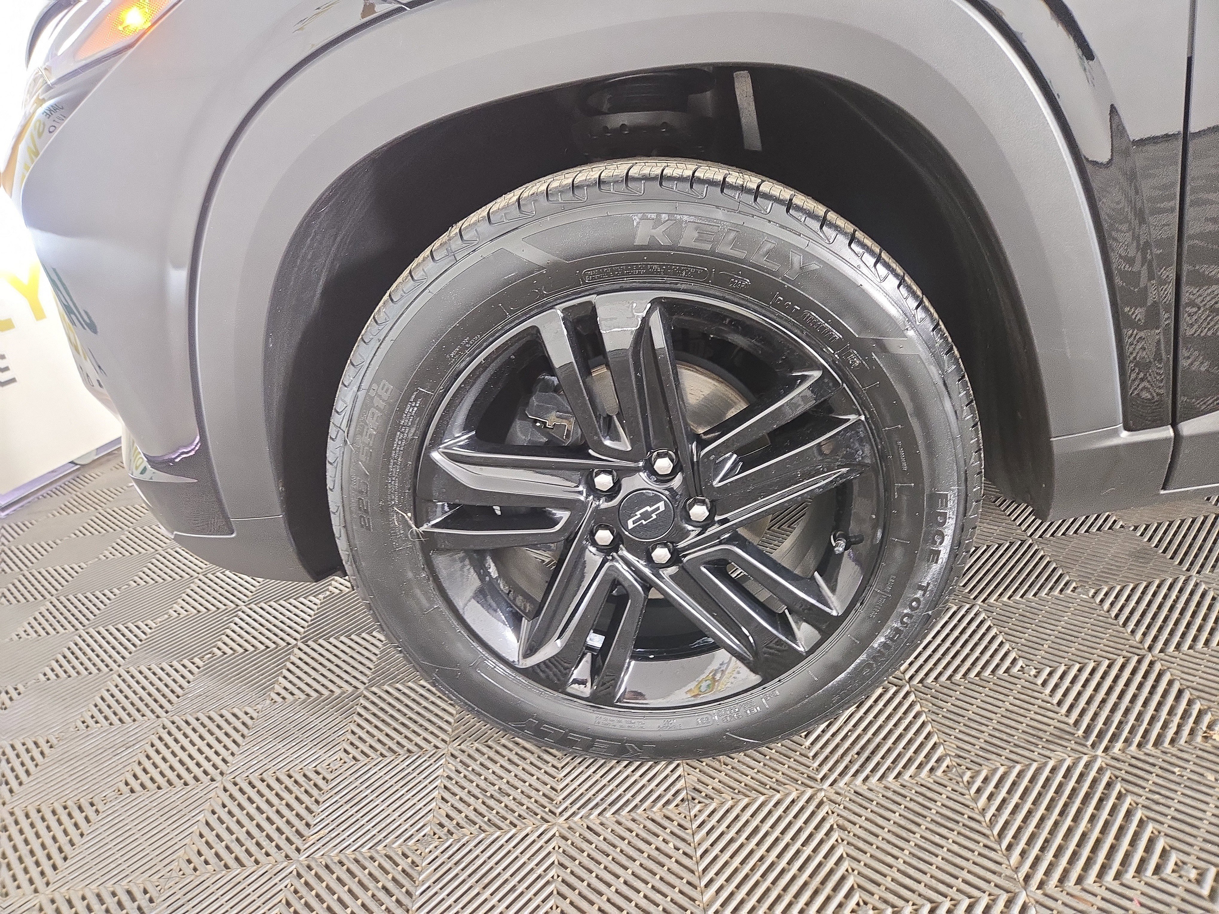 Certified 2024 Chevrolet Trax ACTIV w/ Sunroof Package FWD image 33