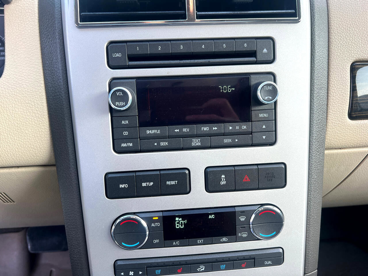 Used 2008 Lincoln MKX AWD image 20