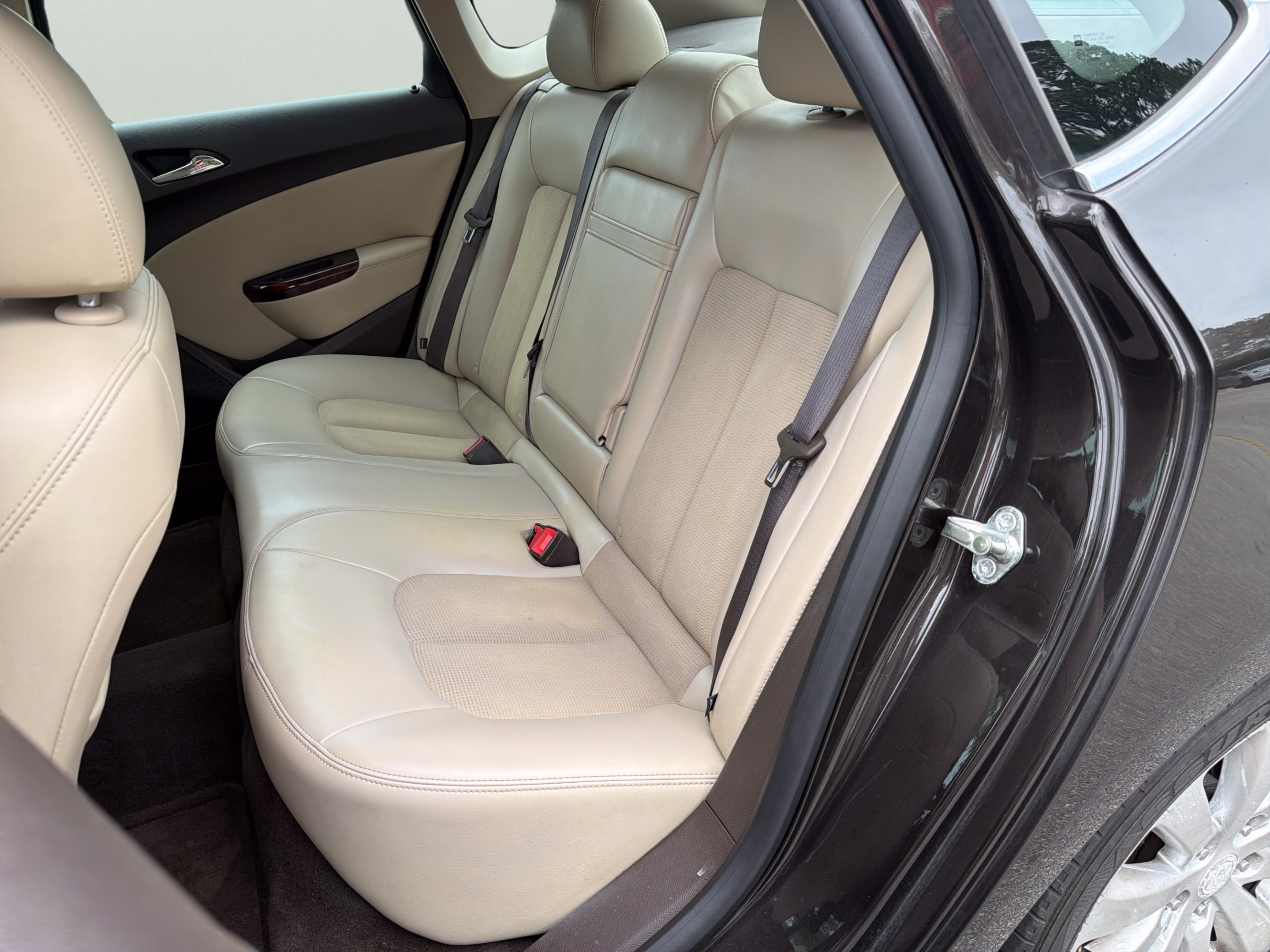 Used 2016 Buick Verano FWD image 12