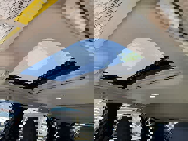 Used 2023 MAZDA CX-30 AWD 2.5 S w/ Premium Package image 14