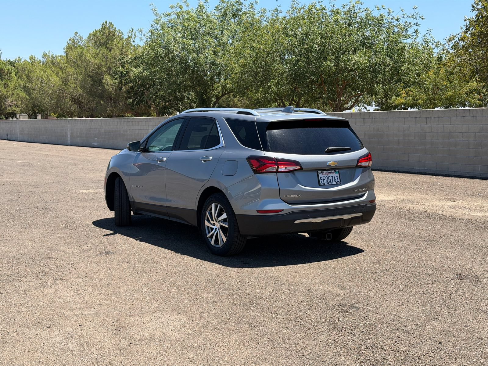 Used 2023 Chevrolet Equinox Premier AWD/4WD image 6