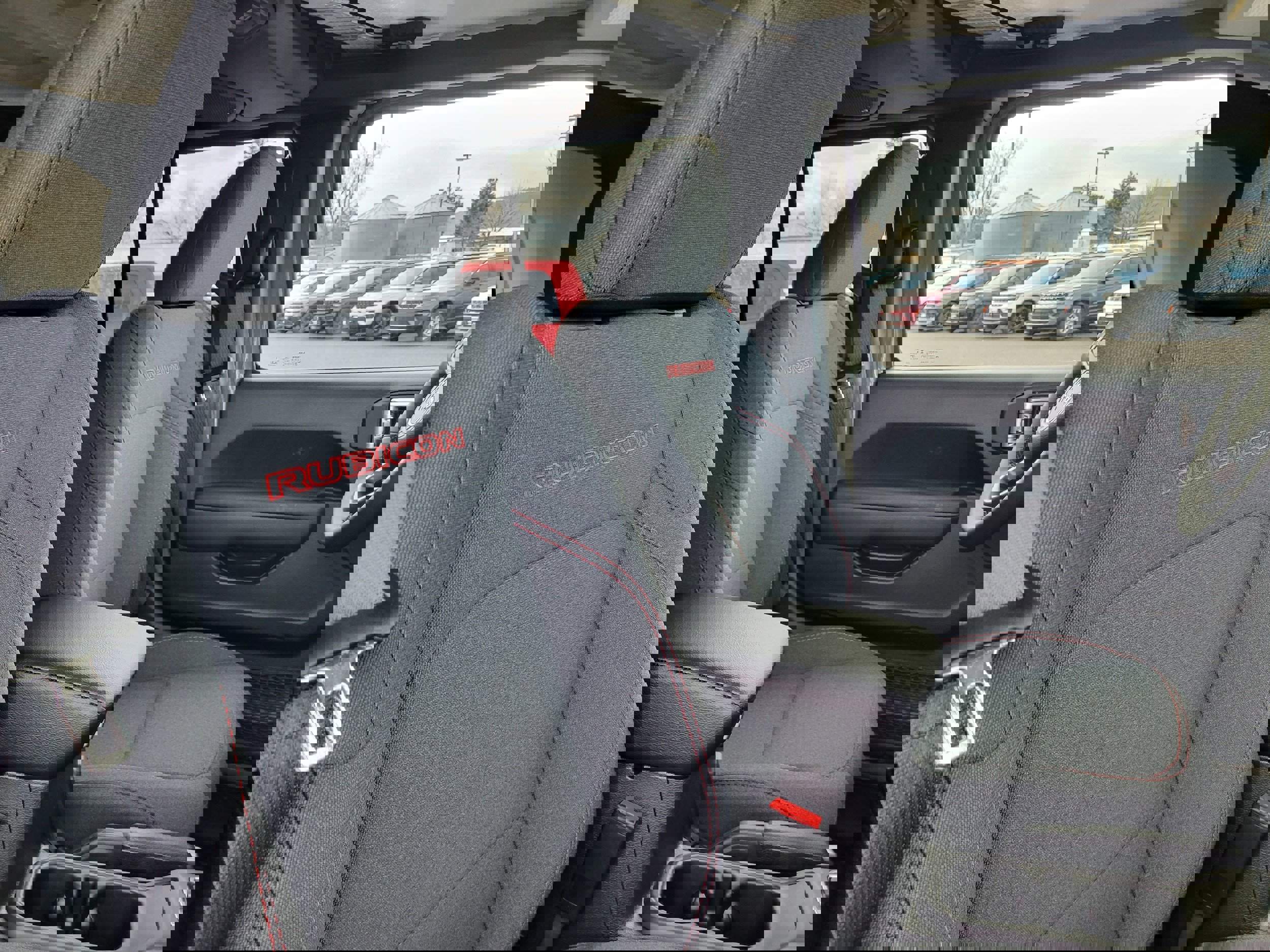 New 2026 Jeep Wrangler Unlimited Rubicon w/ Xtreme 35 Tire Package image 19