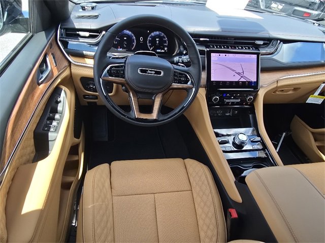 New 2025 Jeep Grand Cherokee L Summit image 6