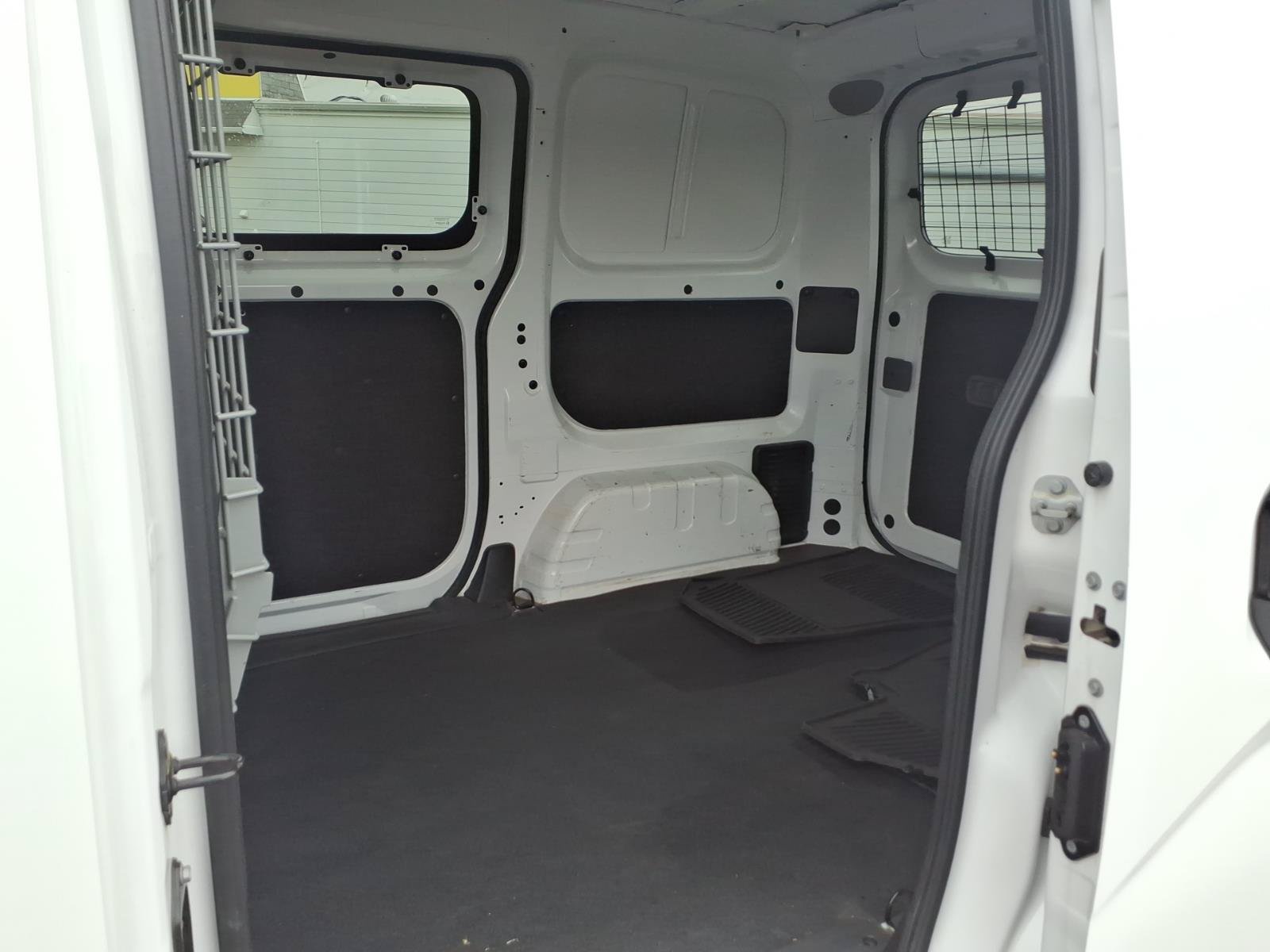 Used 2018 Nissan NV200 SV w/ Navigation Package FWD image 20