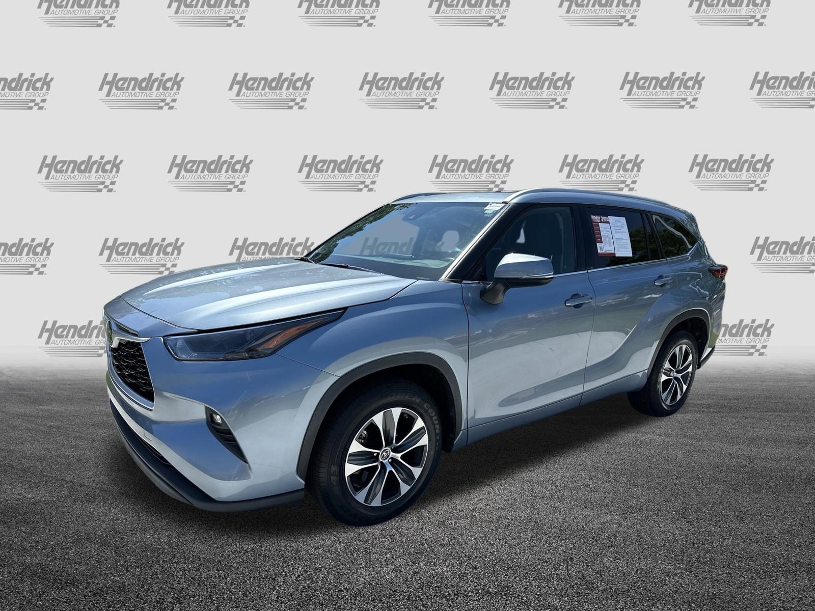 Used 2022 Toyota Highlander XLE FWD image 5