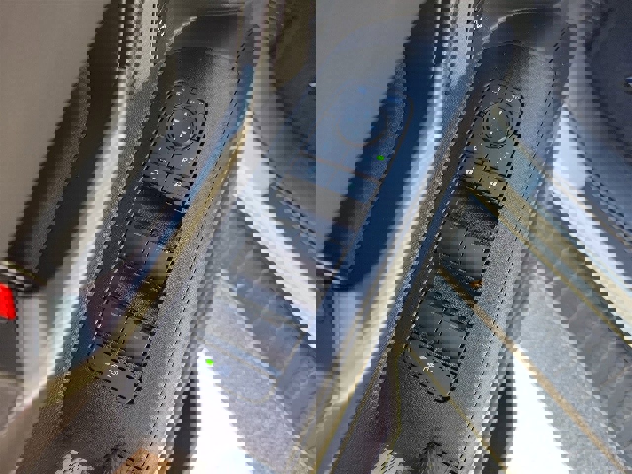 Used 2025 Toyota 4Runner Limited image 15