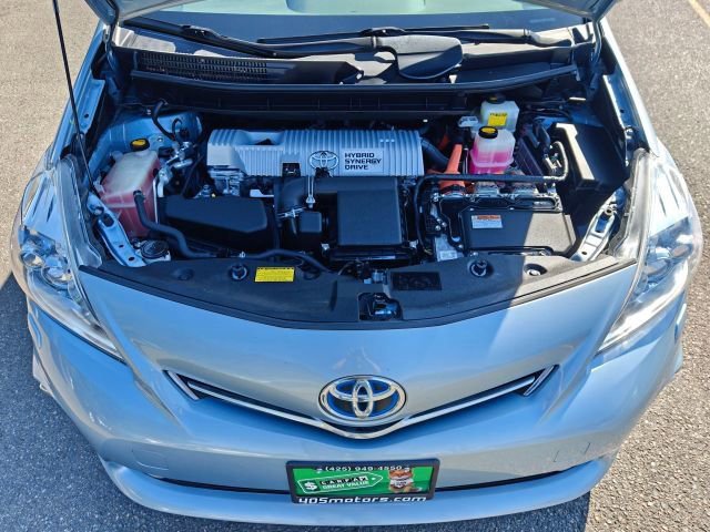 Used 2013 Toyota Prius V Five image 28