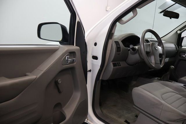Used 2016 Nissan Frontier S RWD image 11