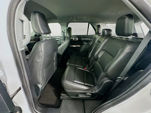 Certified 2023 Ford Explorer XLT w/ Equipment Group 202A AWD/4WD image 29