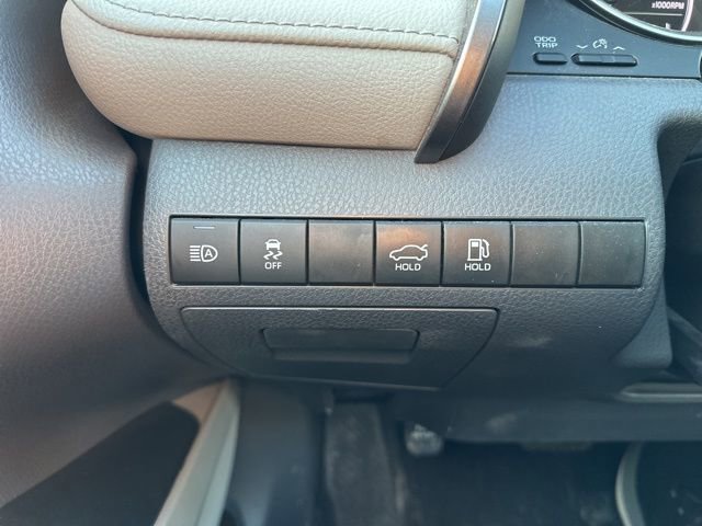 Used 2023 Toyota Camry LE w/ Convenience Package image 17