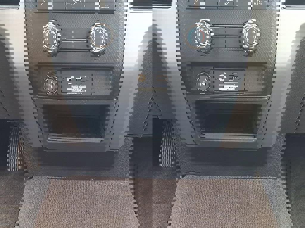 Used 2010 Ford F150 XL AWD/4WD image 21