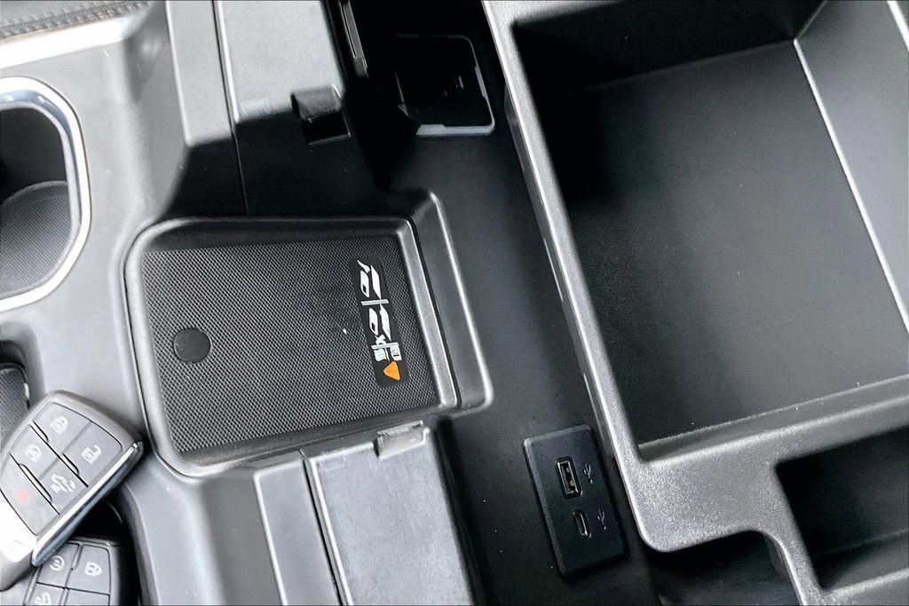 Used 2024 GMC Sierra 1500 Elevation w/ Elevation Premium Package image 16