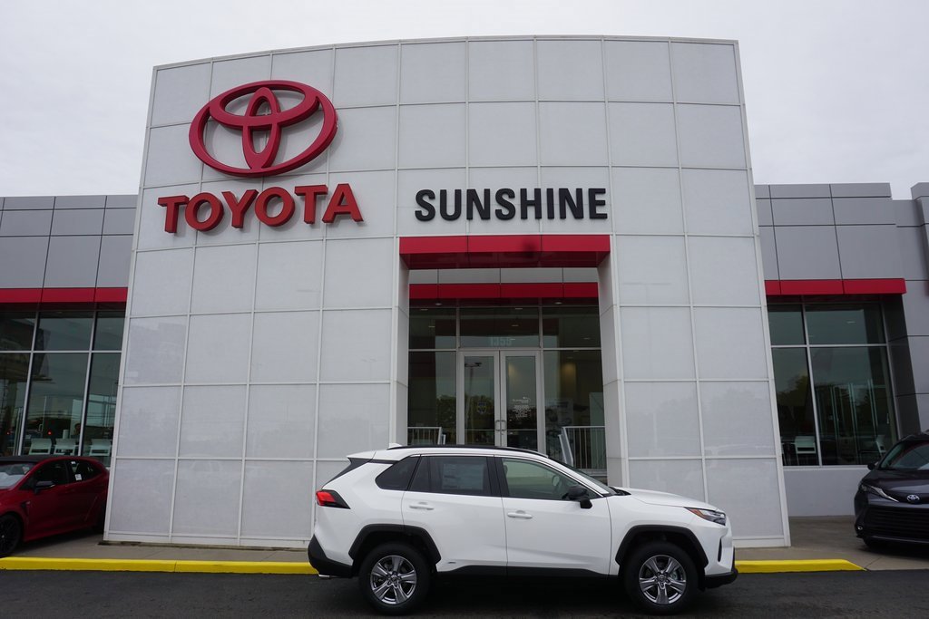 New 2025 Toyota RAV4 LE