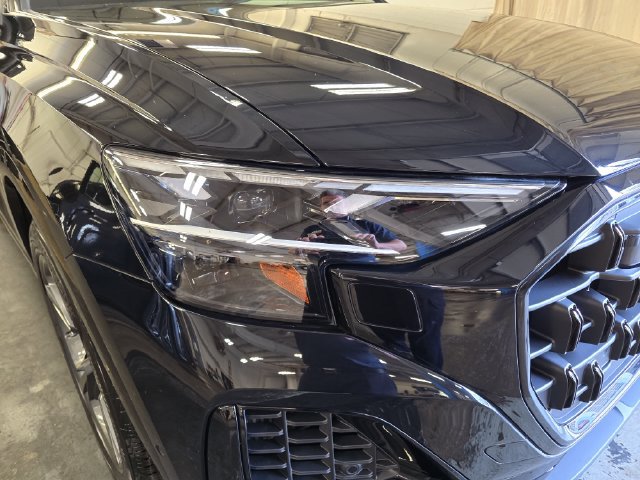 New 2026 Audi Q8 Premium AWD/4WD image 4