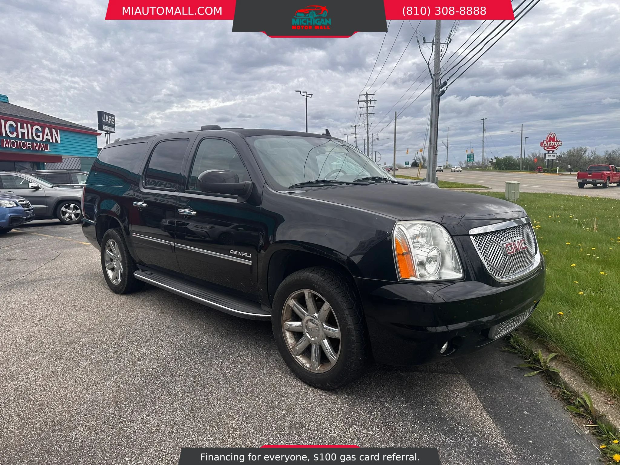Used 2014 GMC Yukon XL Denali AWD/4WD image 2