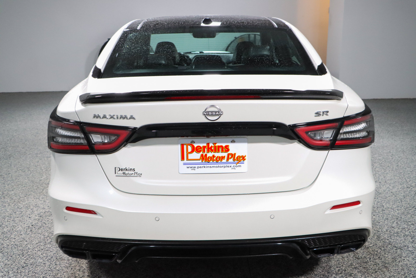 Used 2023 Nissan Maxima SR w/ Sport Mat Group FWD image 8