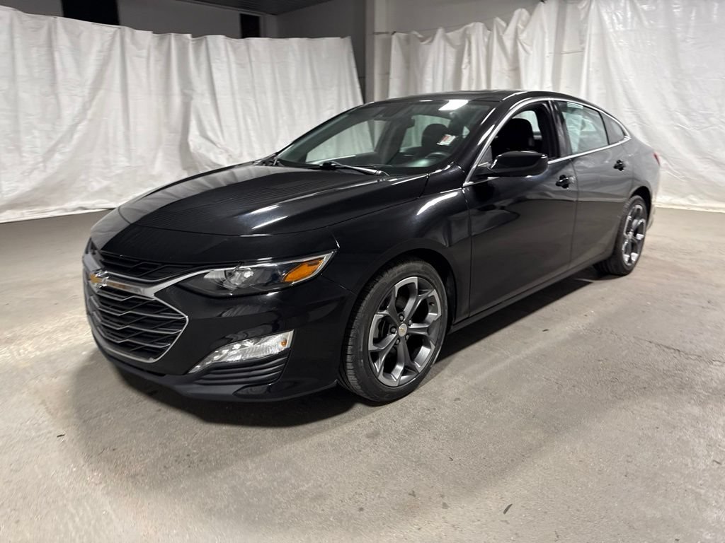 Used 2024 Chevrolet Malibu LT FWD image 3