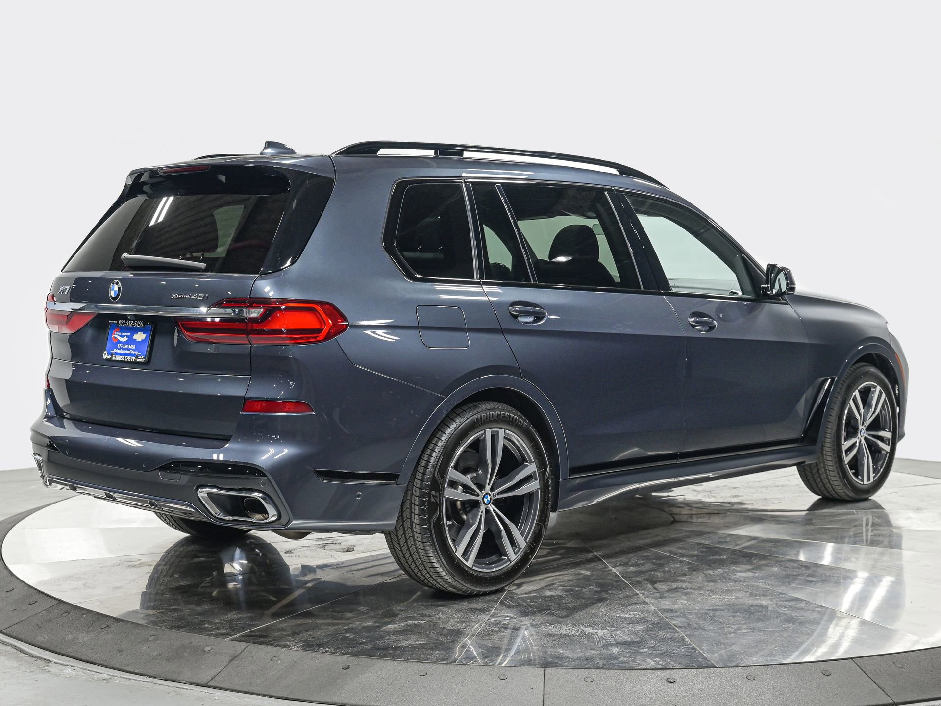 Used 2022 BMW X7 xDrive40i w/ M Sport Package image 7