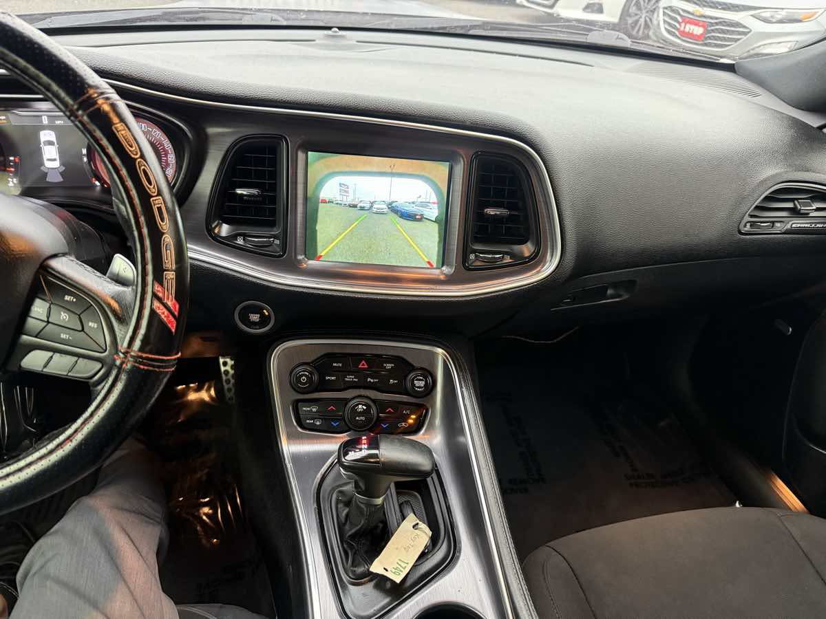 Used 2018 Dodge Challenger T/A RWD image 8