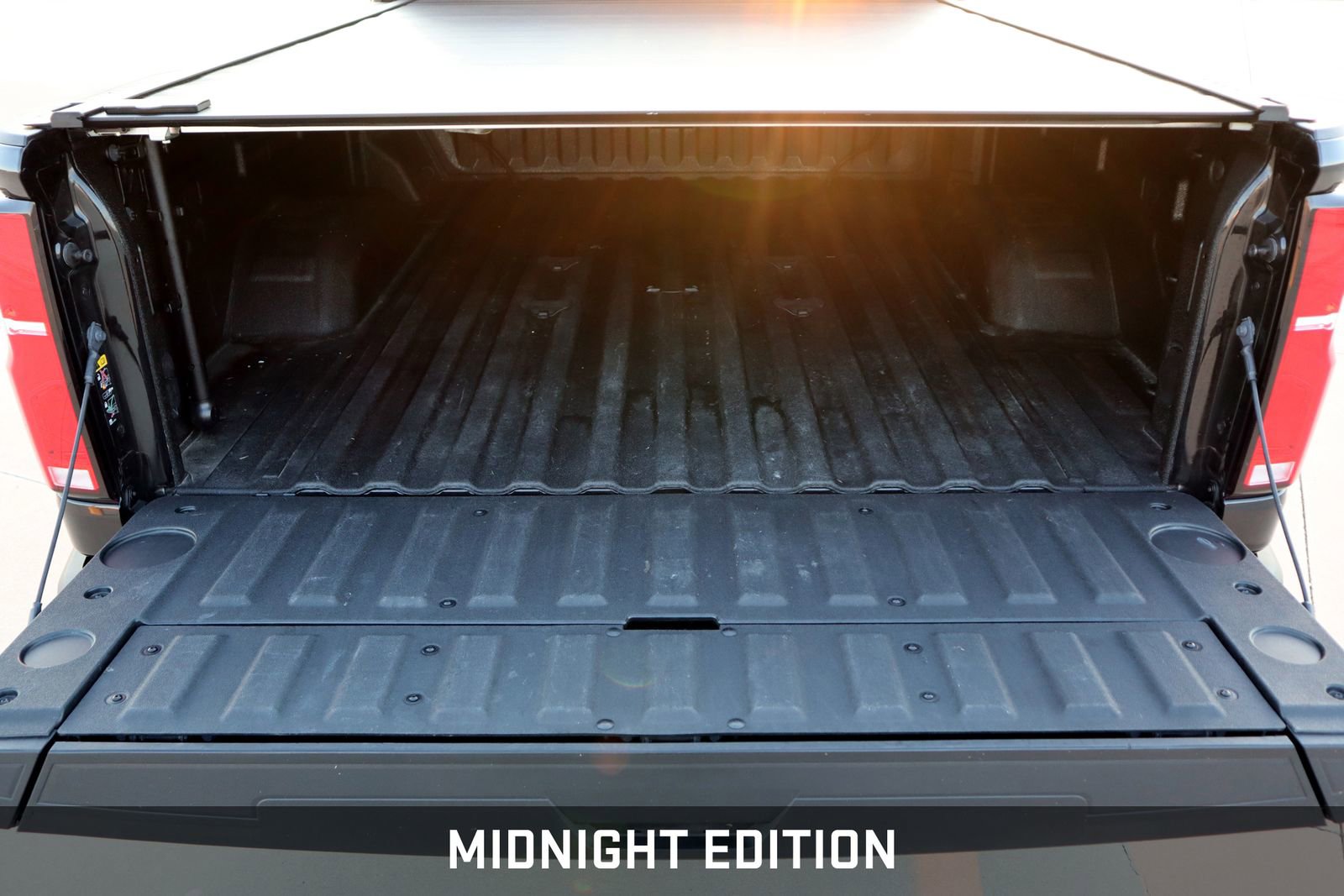 Used 2024 Chevrolet Silverado 2500 LTZ w/ LTZ Plus Package image 13