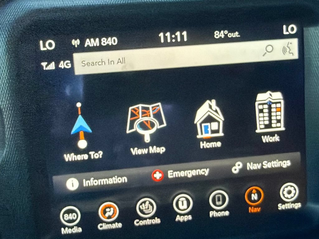 Used 2022 Jeep Gladiator Sport AWD/4WD image 17