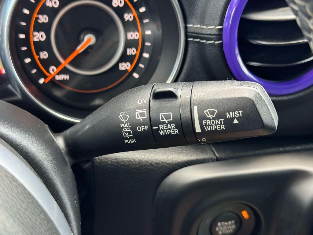 Used 2018 Jeep Wrangler Unlimited Sahara AWD/4WD image 22