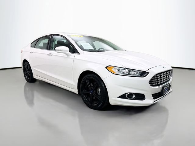 Used 2016 Ford Fusion SE
