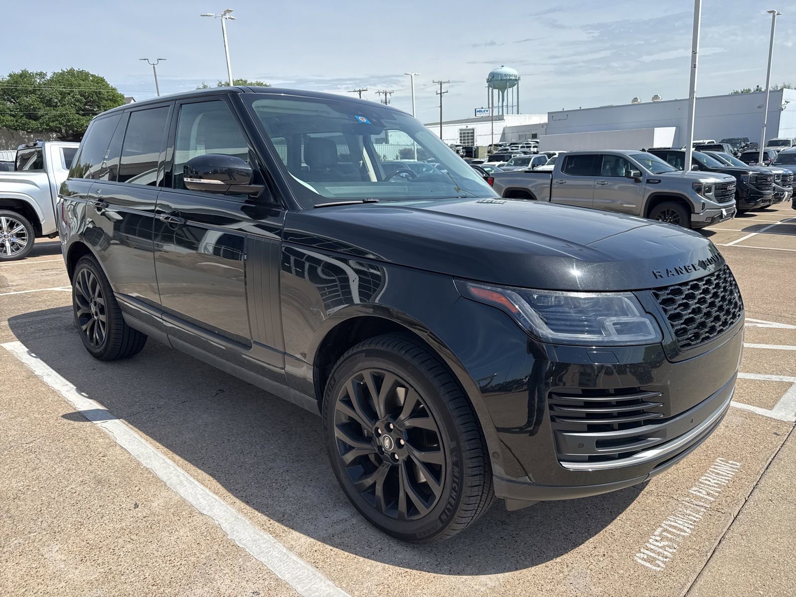 Used 2019 Land Rover Range Rover Supercharged image 4