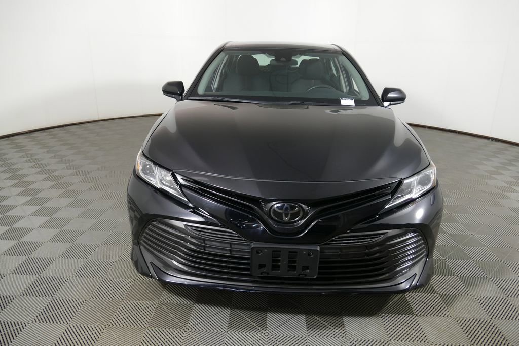 Used 2019 Toyota Camry LE FWD image 19