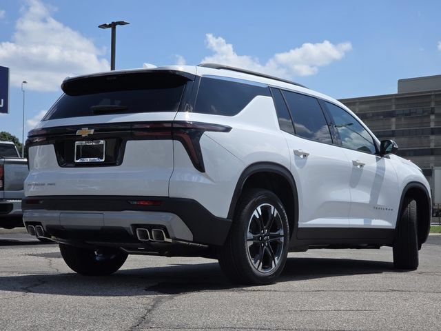 New 2027 Chevrolet Traverse LT w/ Sun and Wheel Package AWD/4WD image 18