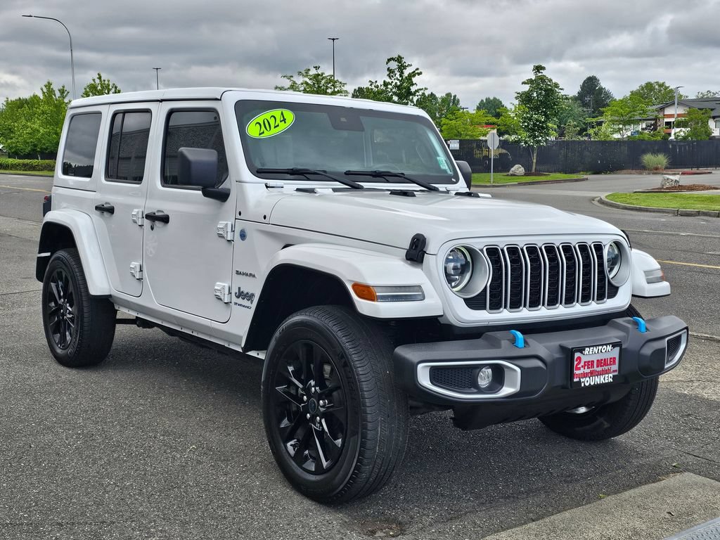 Used 2024 Jeep Wrangler Unlimited Sahara AWD/4WD image 3