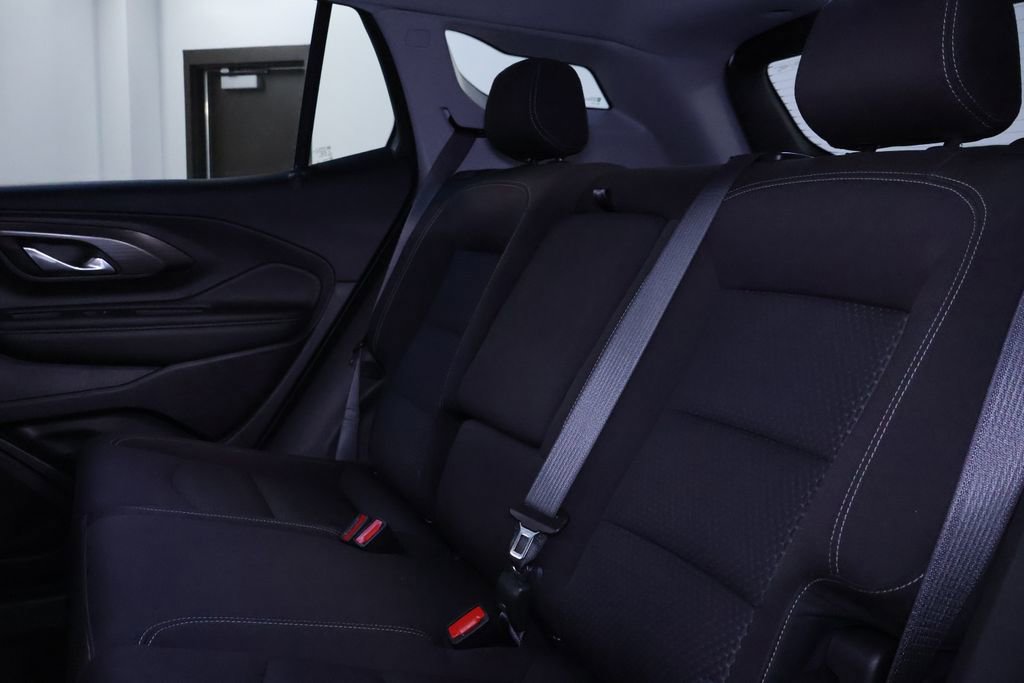 Used 2024 GMC Terrain SLE image 15