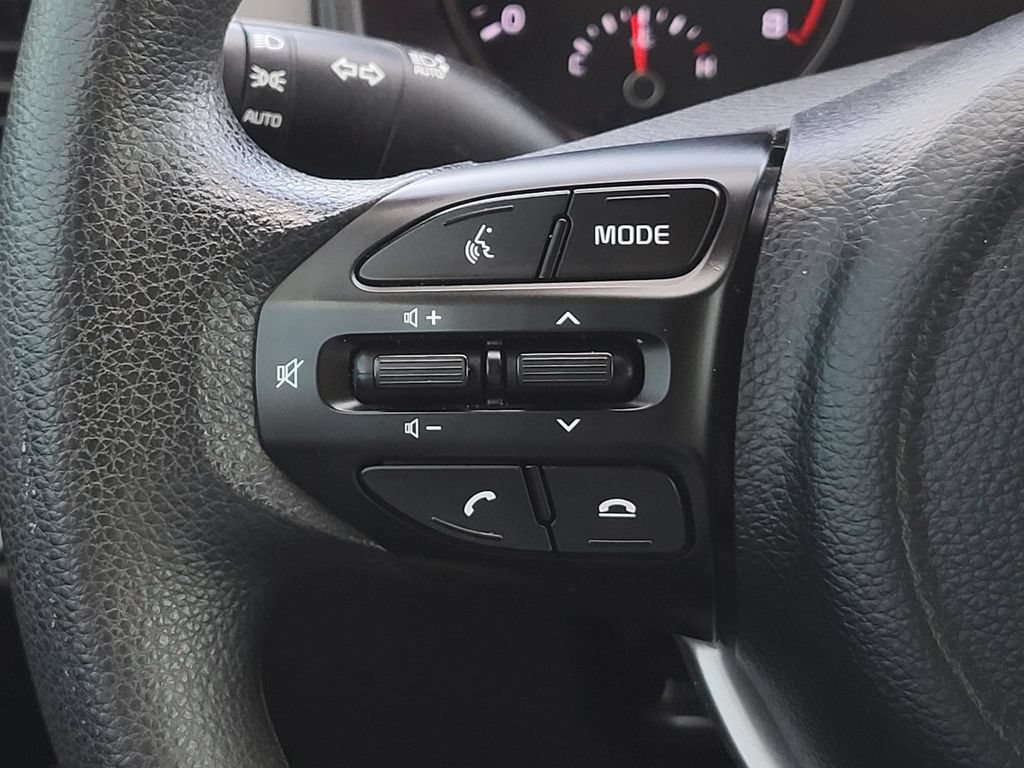 Used 2022 Kia Rio S w/ Technology Package FWD image 27