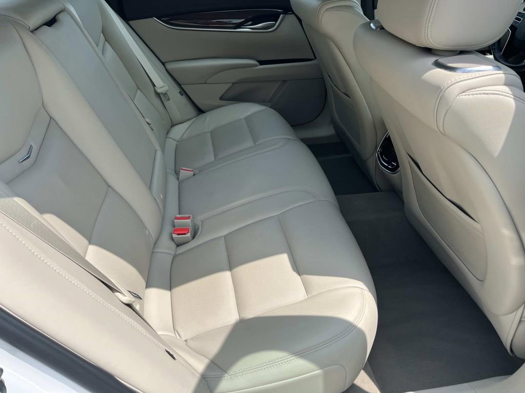 Used 2017 Cadillac XTS Premium Luxury FWD image 19