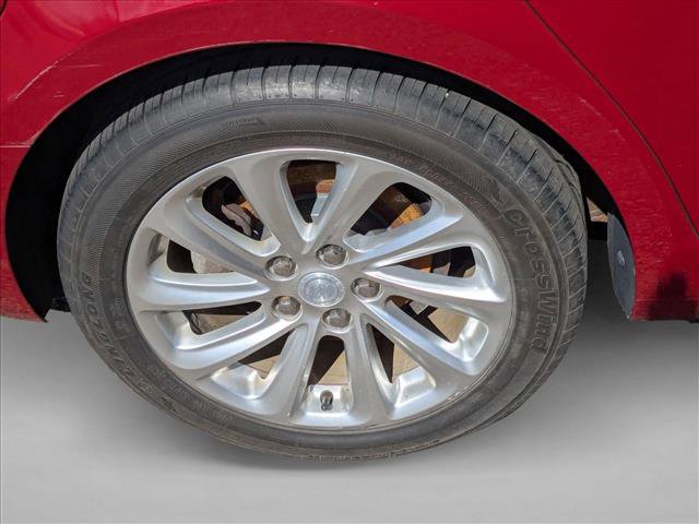 Used 2014 Buick LaCrosse Leather w/ Driver Confidence Package image 8